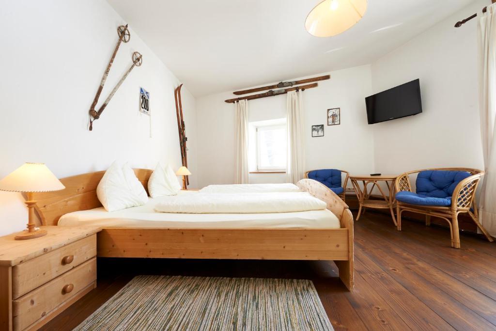 Hotelchen Doellacher Dorfwirtshaus Großkirchheim Pokoj fotografie